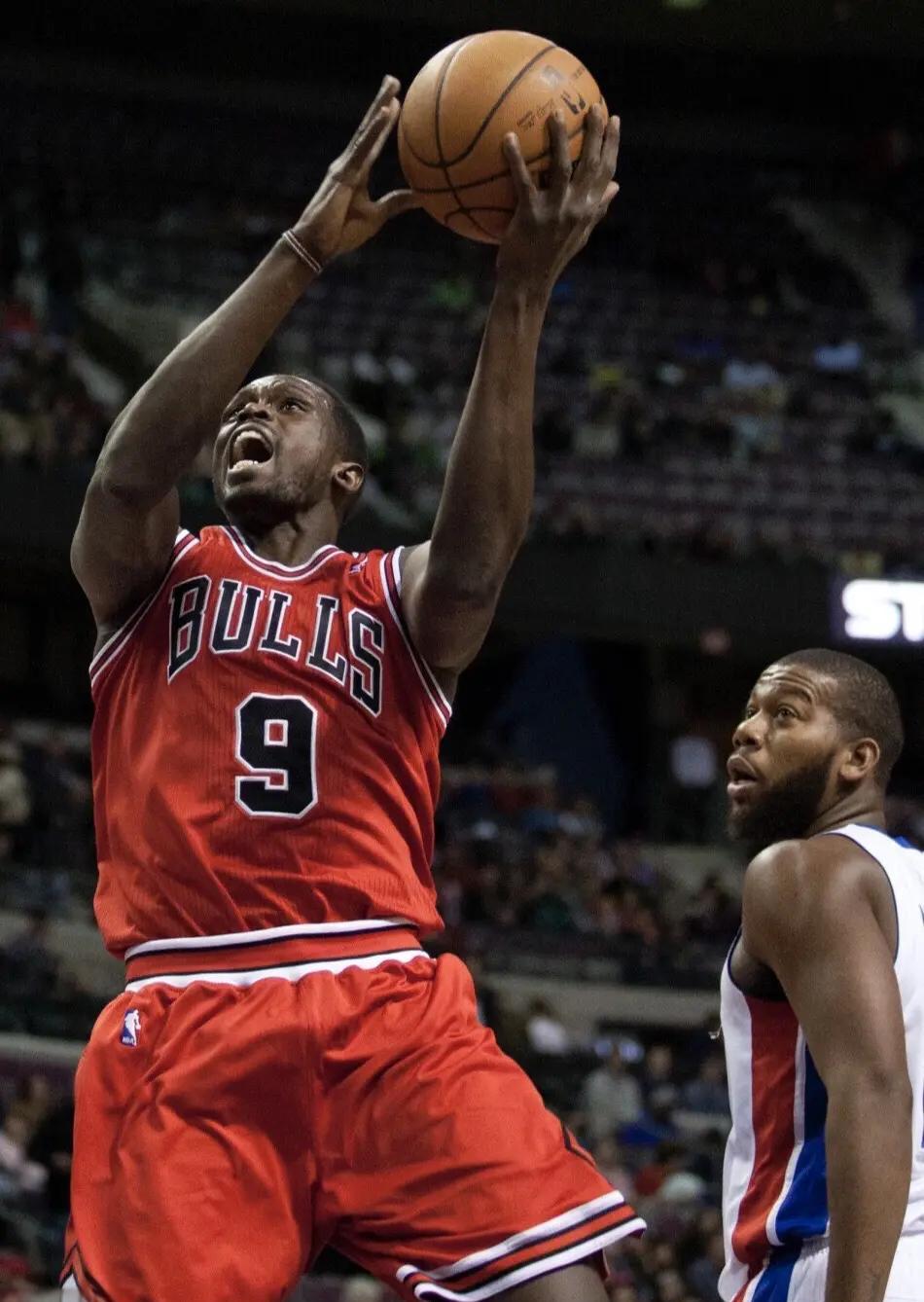 开云体育平台注册流程公牛关键时刻失误不断，球队憾负对手，搜索.